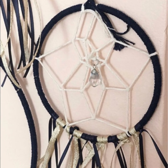 Mini Star Shaped Dreamcatcher - Picture 2 of 3
